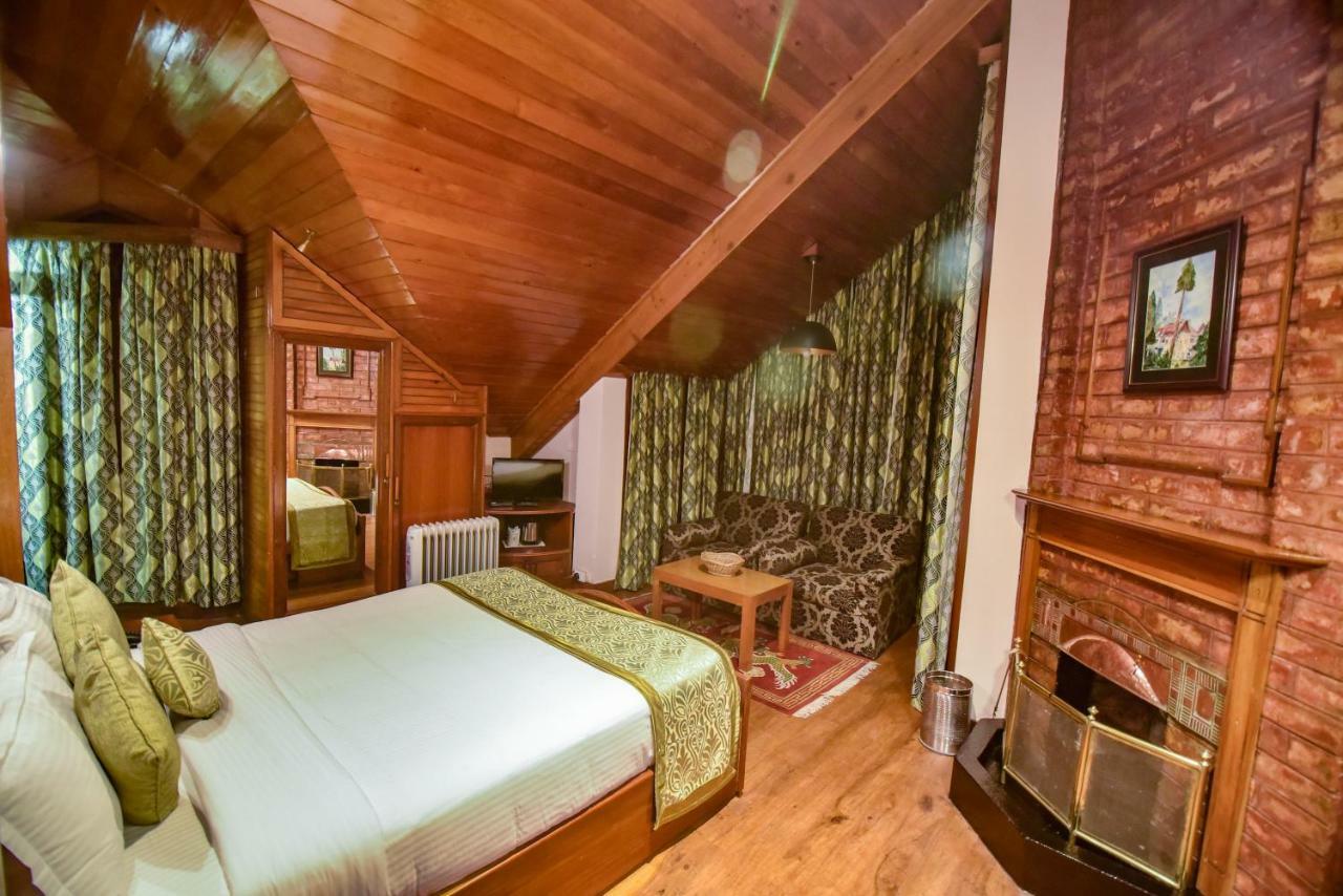 Cedar Inn Darjeeling  Luaran gambar