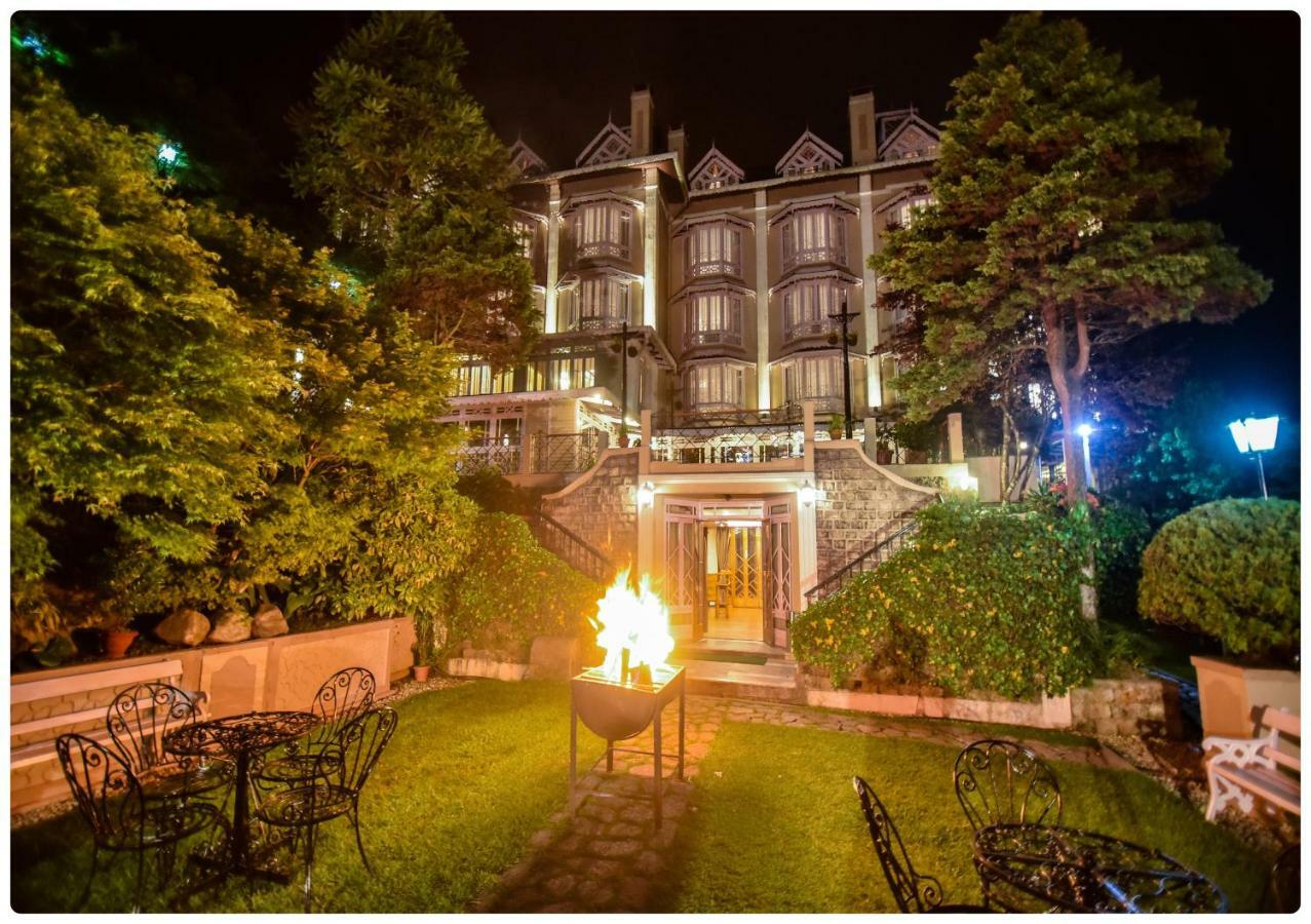 Cedar Inn Darjeeling  Luaran gambar