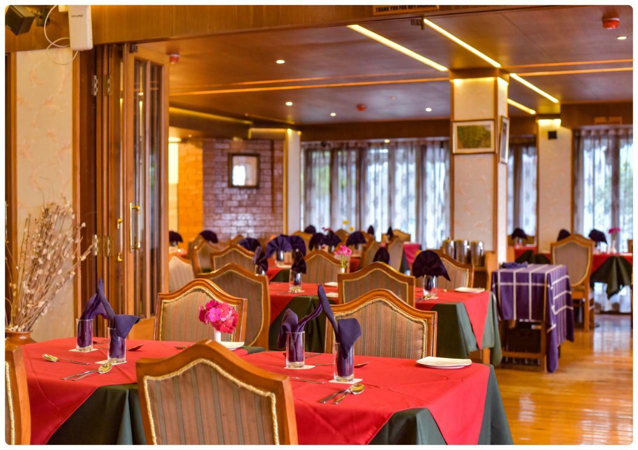 Cedar Inn Darjeeling  Luaran gambar